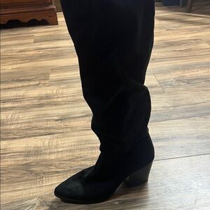 Elegant Black Women's Boots